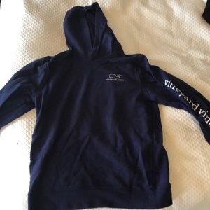 Navy Vineyard Vines sweatshirt